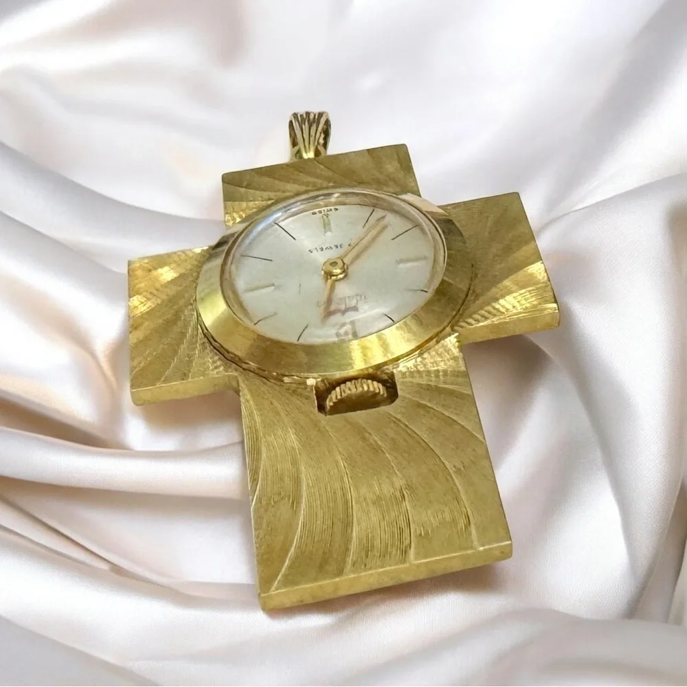 WORKING—VTG Waltham Gold-Plated Swiss 17 Jewel Mechanical Cross Pendant Watch